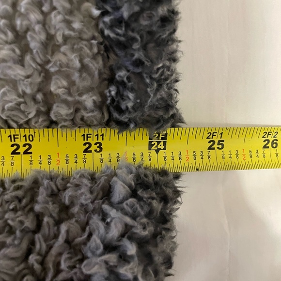 Berkshire OS Plaid Poncho NWOT - Picture 12 of 16